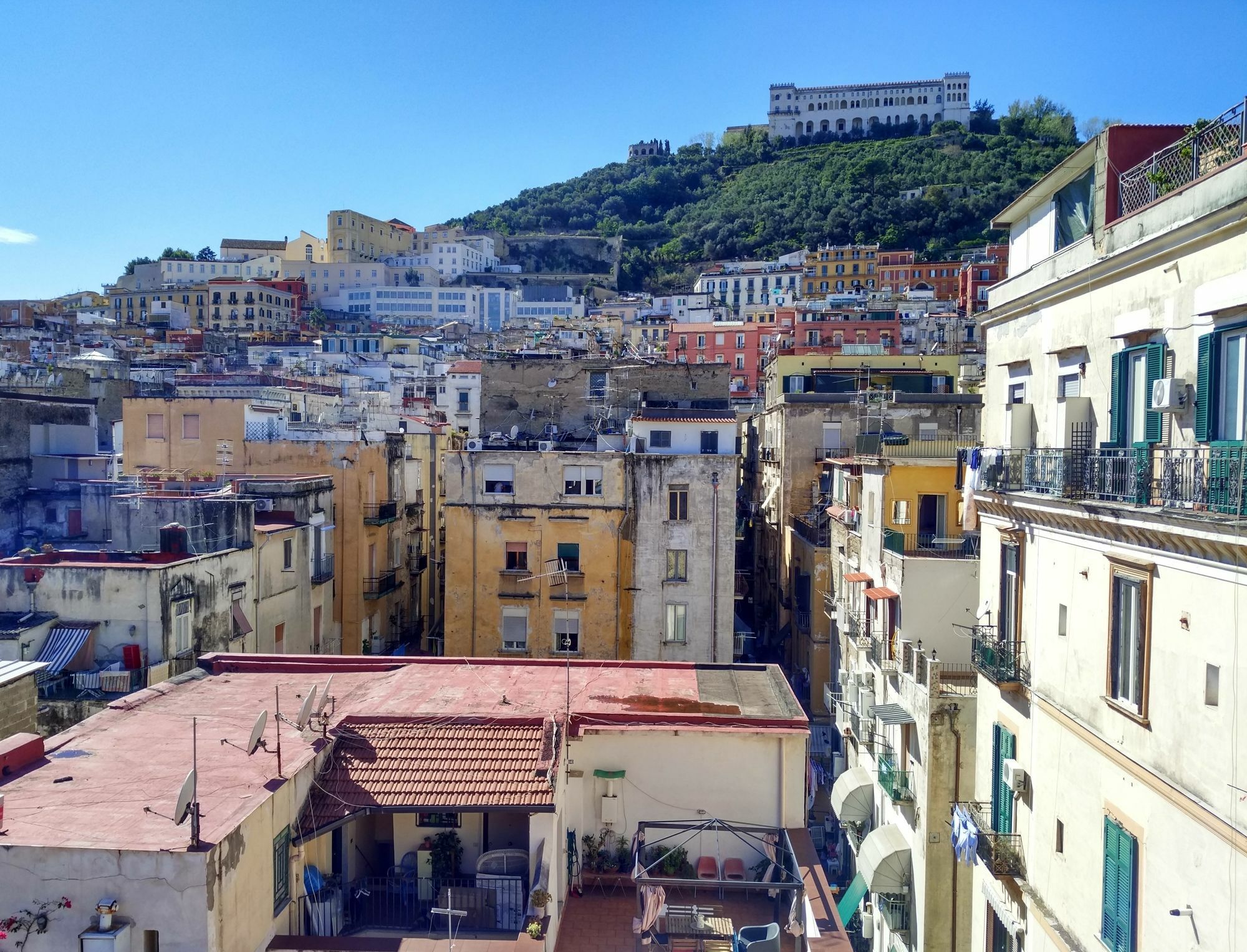 Hotel Sui Tetti Di Napoli Extérieur photo